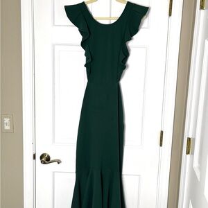 Petal & Pup 
Avani Dress - Emerald